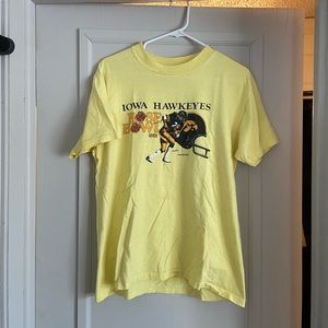 Vintage Iowa Hawkeyes T-Shirt